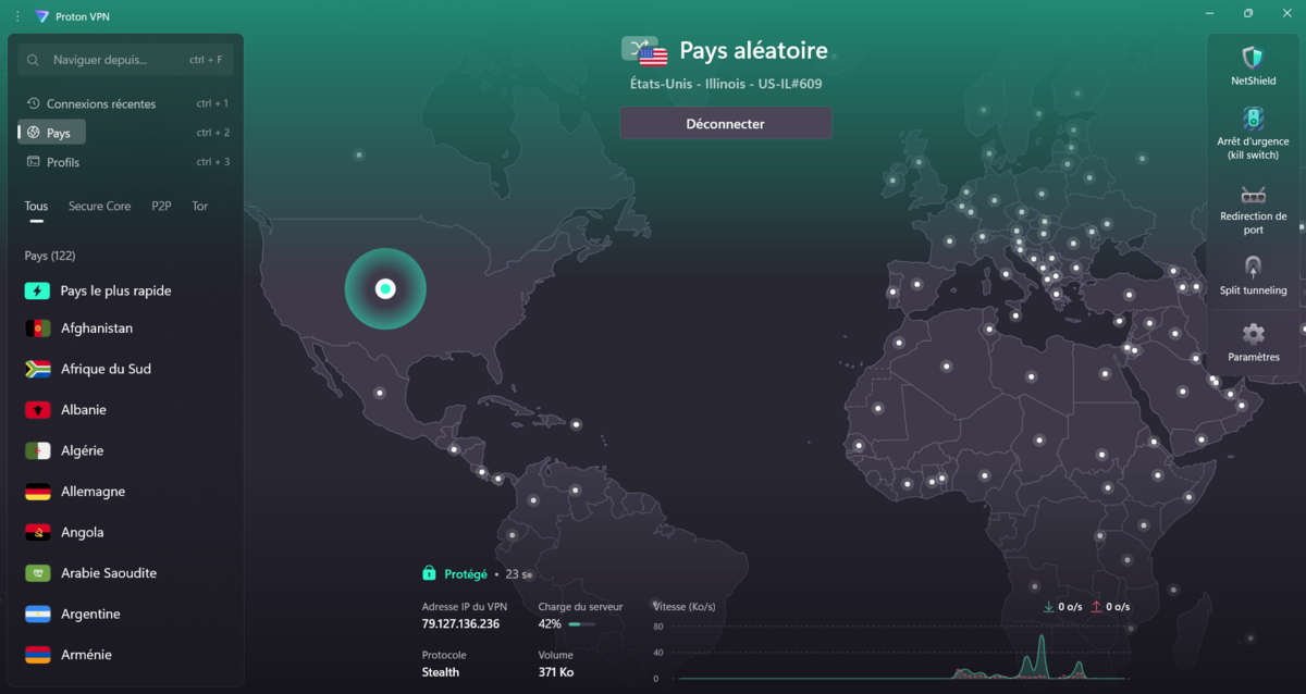 Proton VPN embarque tout ce que l'on attend d'un VPN sérieux : protocoles réputés, kill switch, couverture réseau étendue, bloqueurs de pubs, de sites malveillants et de traqueurs. © Clubic