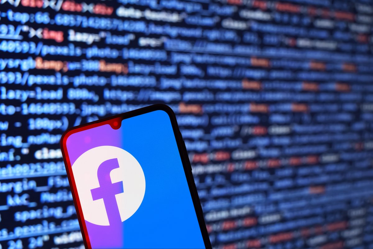 Facebook lignes de code en fond