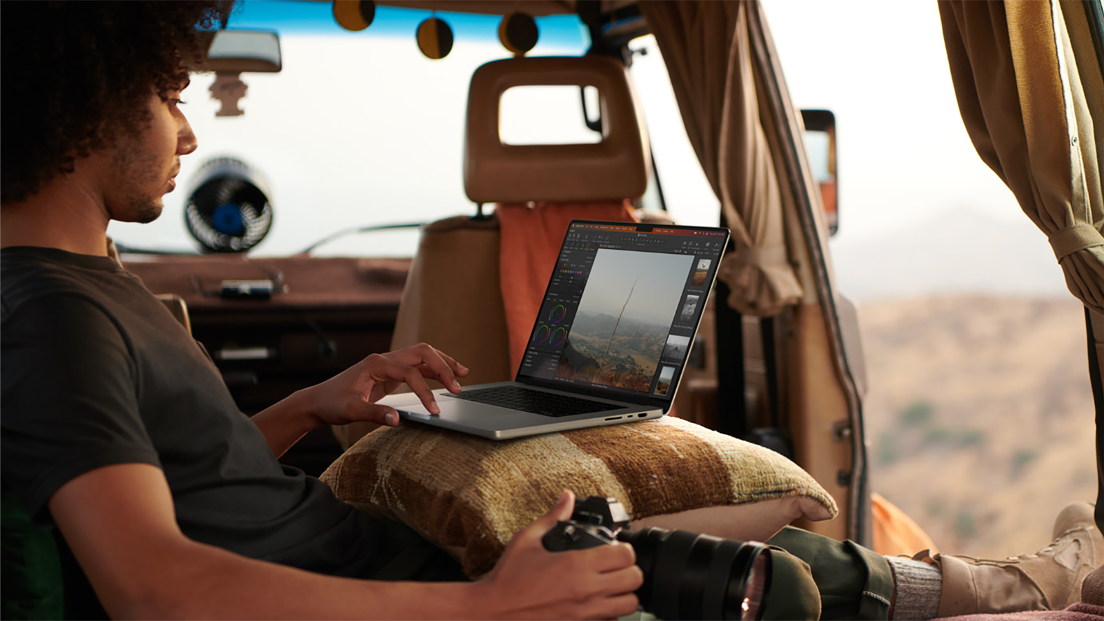 Le MacBook Pro 14 M3 en grosse promo chez Rakuten © Apple