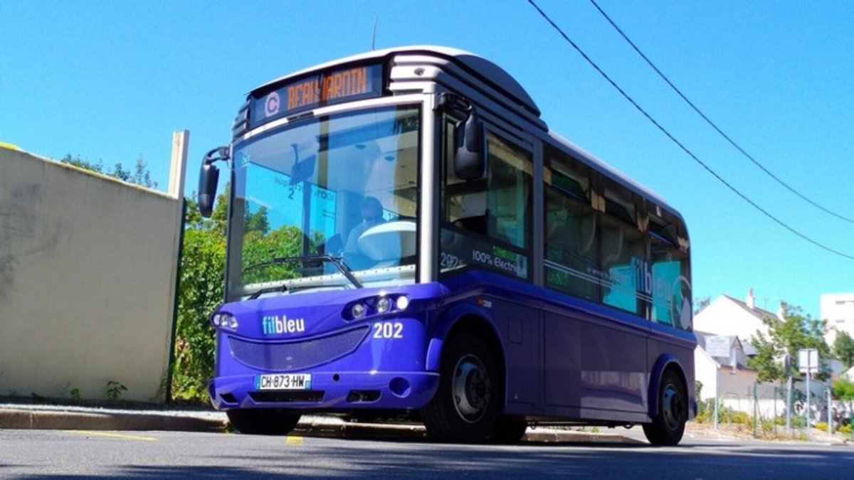 Un Bluebus, ici à Tours (© Bluebus)