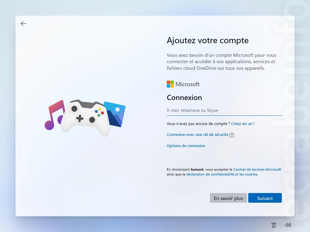 Demande de connexion au compte Microsoft pendant l'installation de Windows 11 © Lecrabeinfo