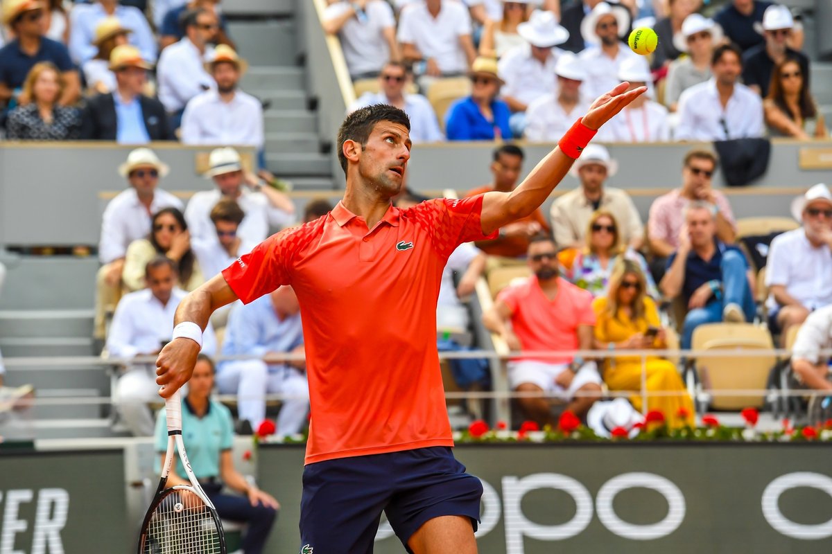 Novak Djokovic, dans ses œuvres, ici à Roland Garros © Leonard Zhukovsky / Shutterstock