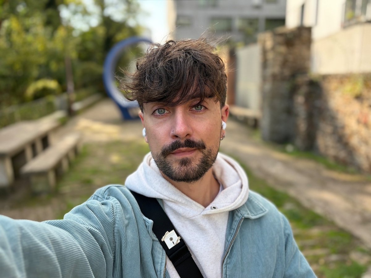 iphone air test portrait
