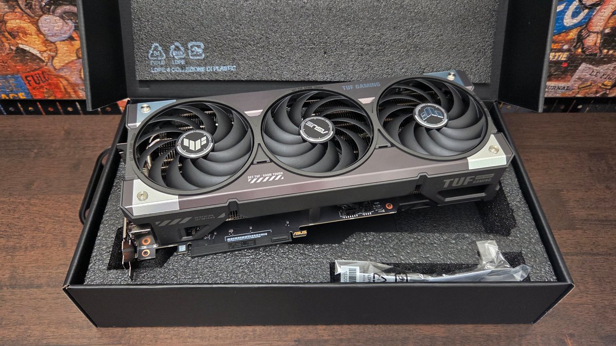ASUS TUF Gaming GeForce 5070 OC