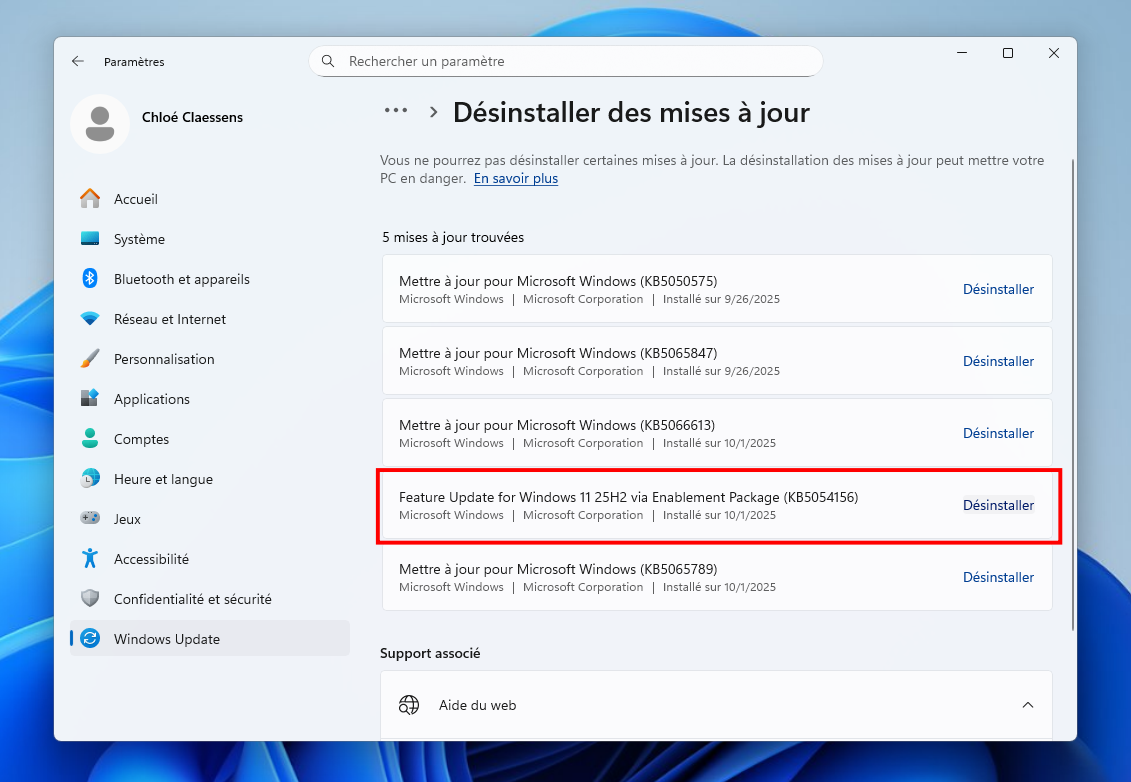 Repérez la mise à jour Windows 11 25H2, et désinstallez-la proprement. © Clubic