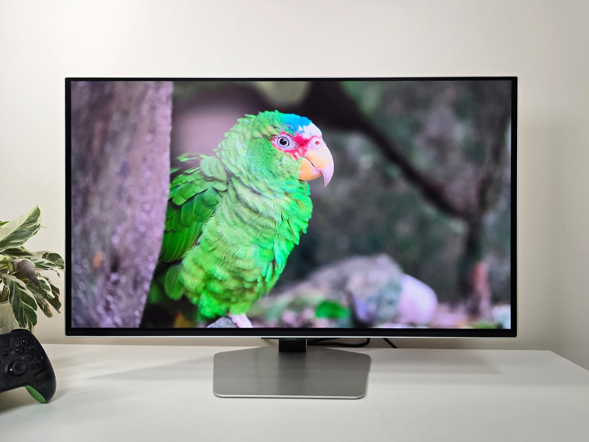 Le traitement OLED Glare Free dilue les reflets avec une réelle efficacité © Matthieu Legouge pour Clubic