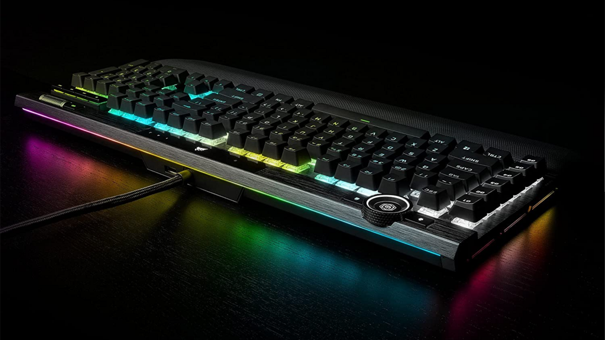 Le clavier Corsair K100 RGB