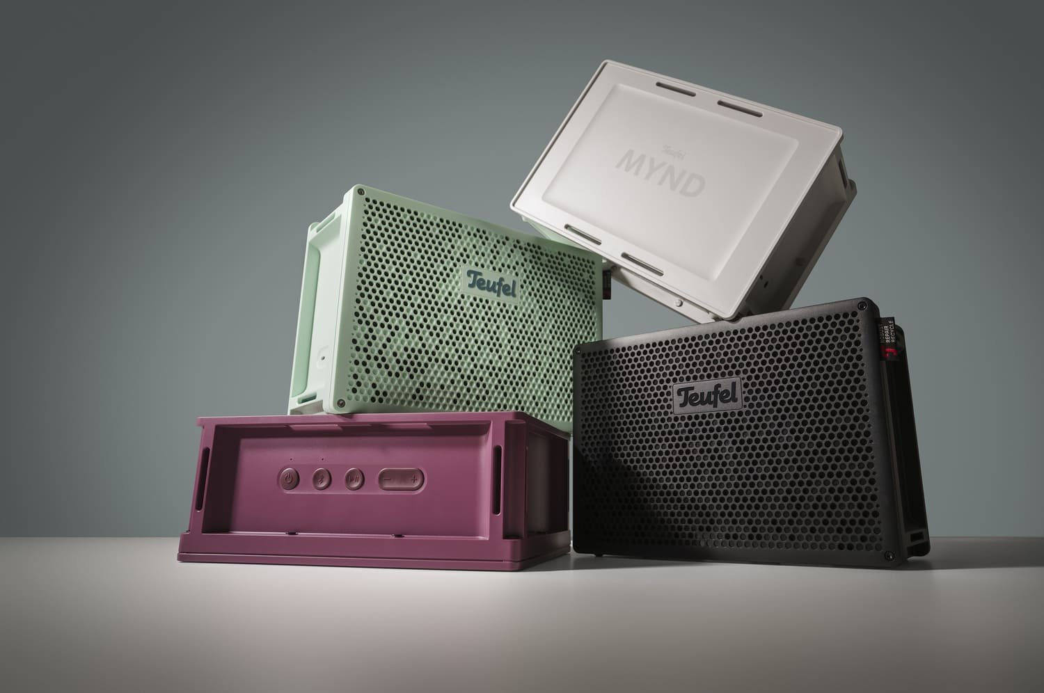 Toutes les couleurs disponibles - © Teufel