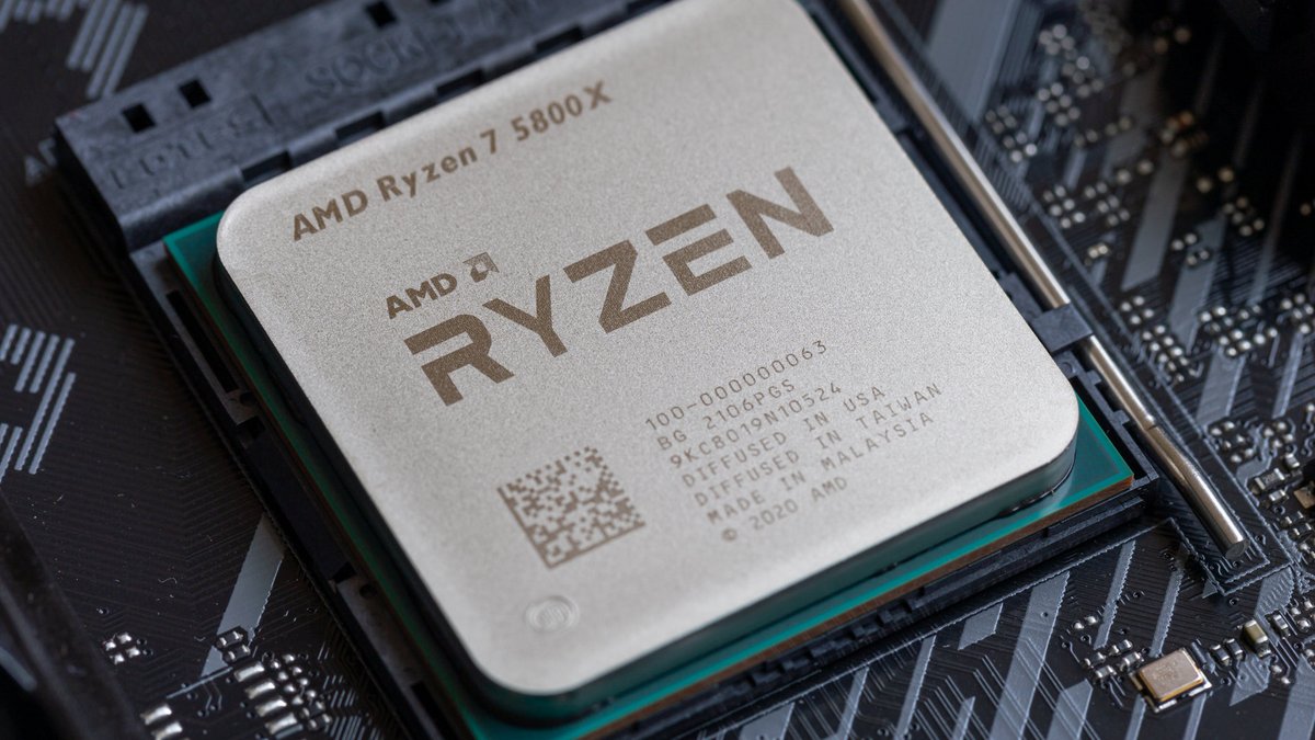 Le Ryzen 5 5800X d'AMD tire son épingle du jeu. ©RickDeacon/Shutterstock