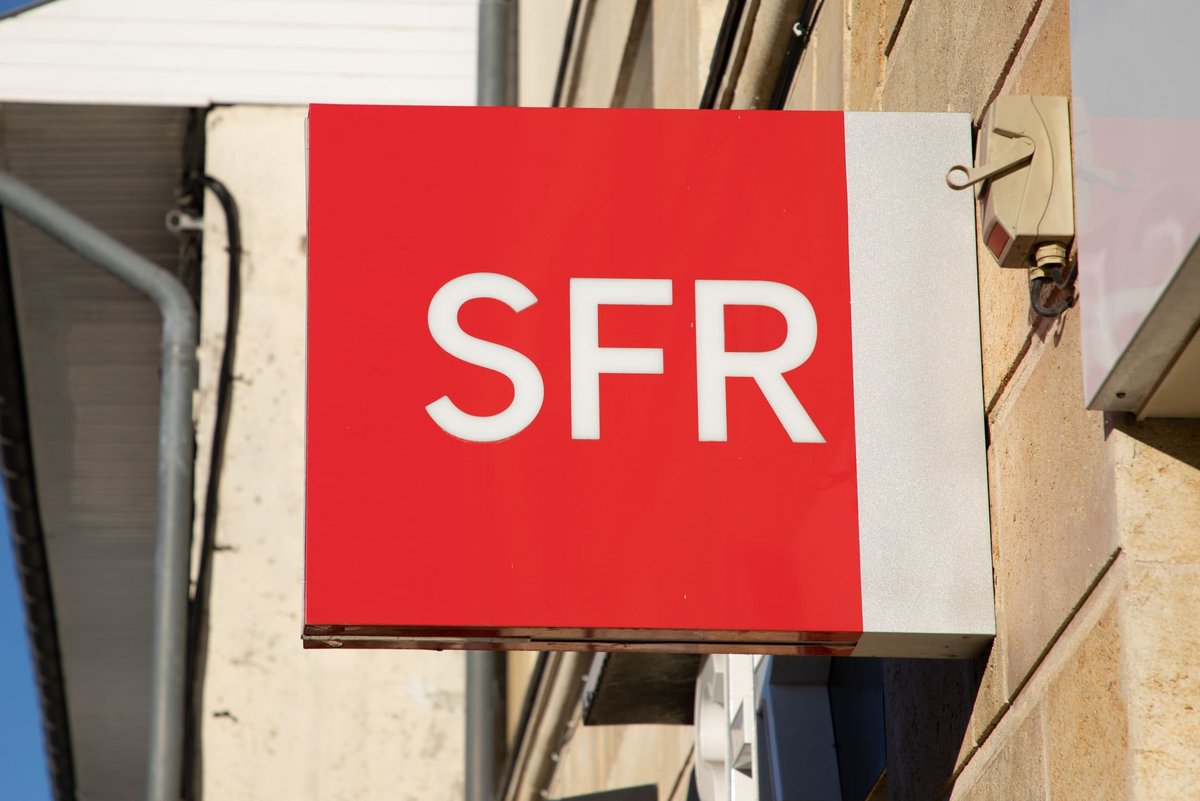 Il y a du changement du côté des forfaits mobiles de SFR © sylv1rob1 / Shutterstock.com