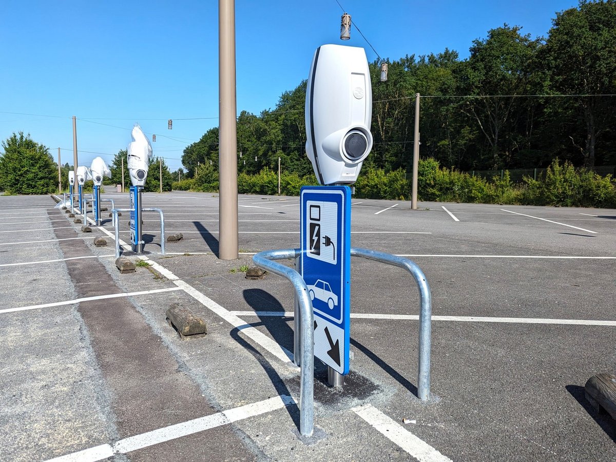 Des bornes de recharge électrique © Alexandre Boero / Clubic