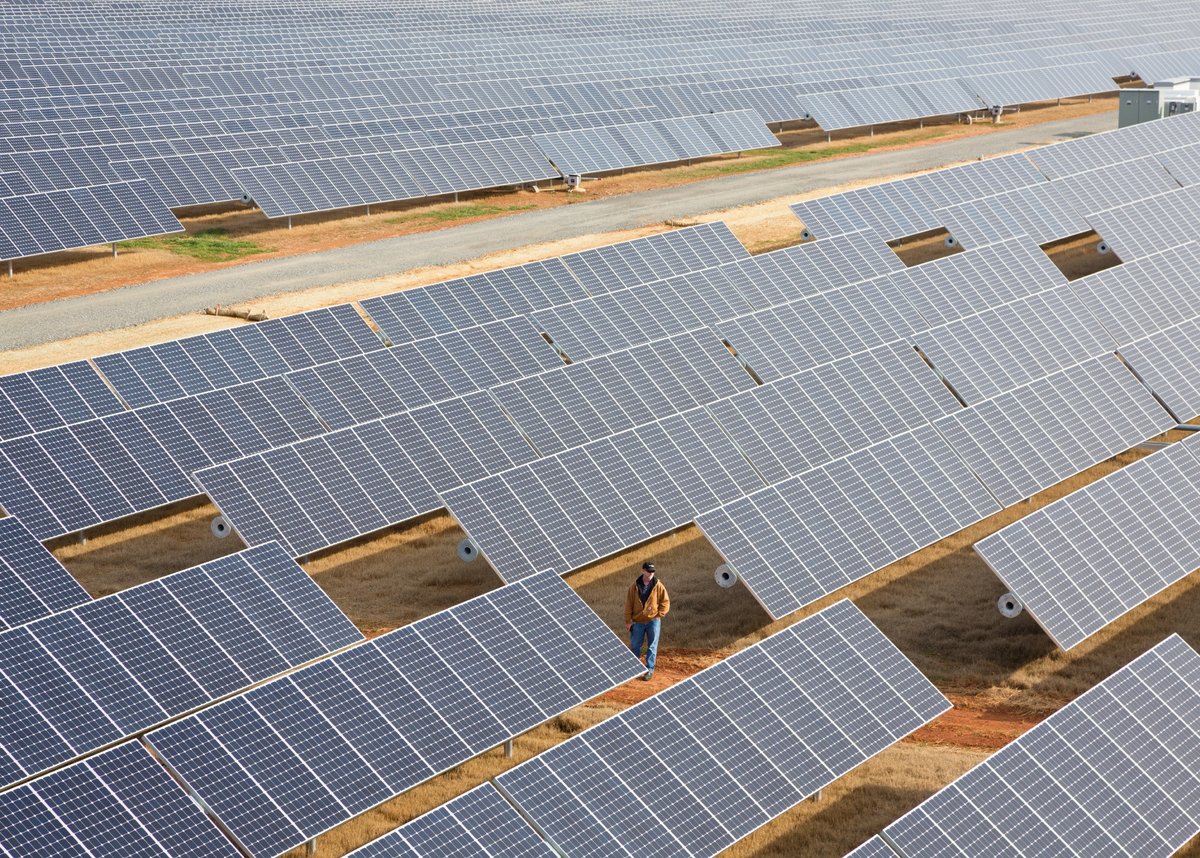 Bientôt une centrale solaire aux dimensions américaines ? © Apple