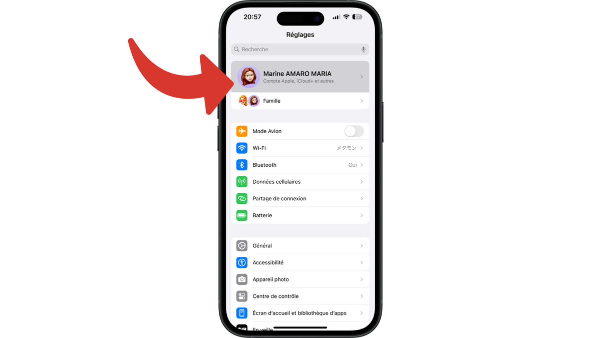 Accéder aux réglages de votre compte Apple © Clubic
