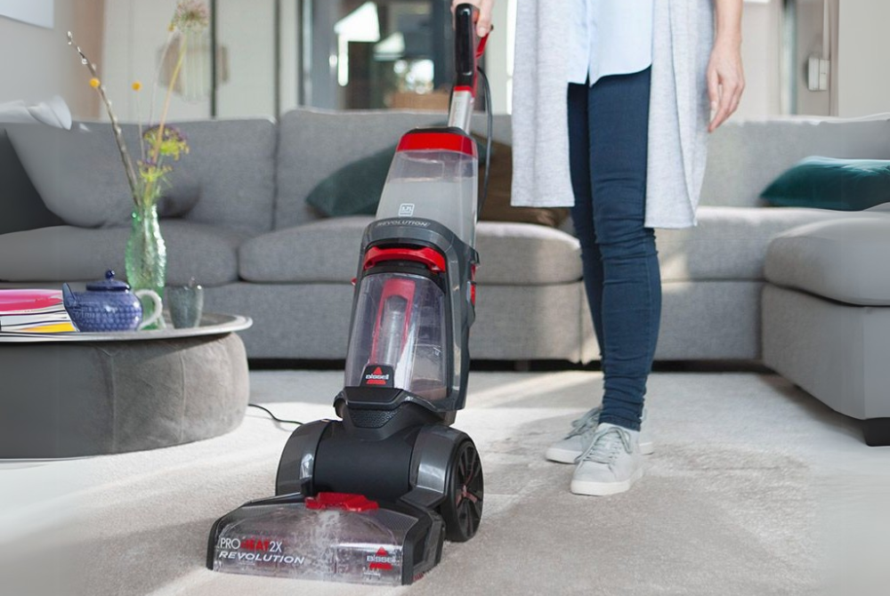 Avec ce design, il fait fuir d'effroi la moitié des poussières avant d'aspirer les autres... © BISSELL