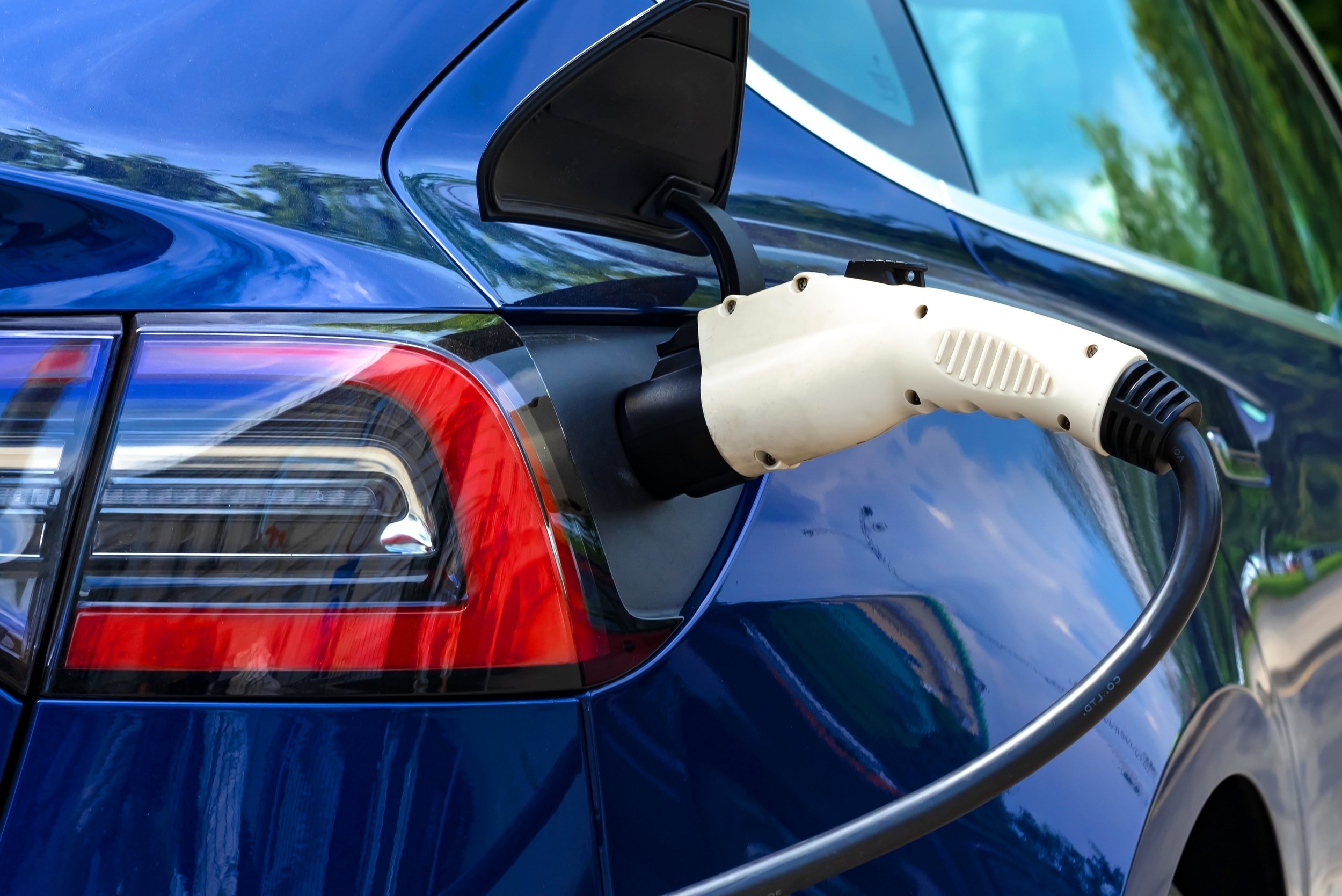 Si le prix est un frein à l'achat d'une voiture électrique pour de nombreux automobilistes, le confort de la recharge en est un autre© Vadzim Mashkou / Shutterstock