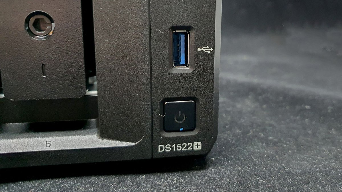 Synology DS1522+