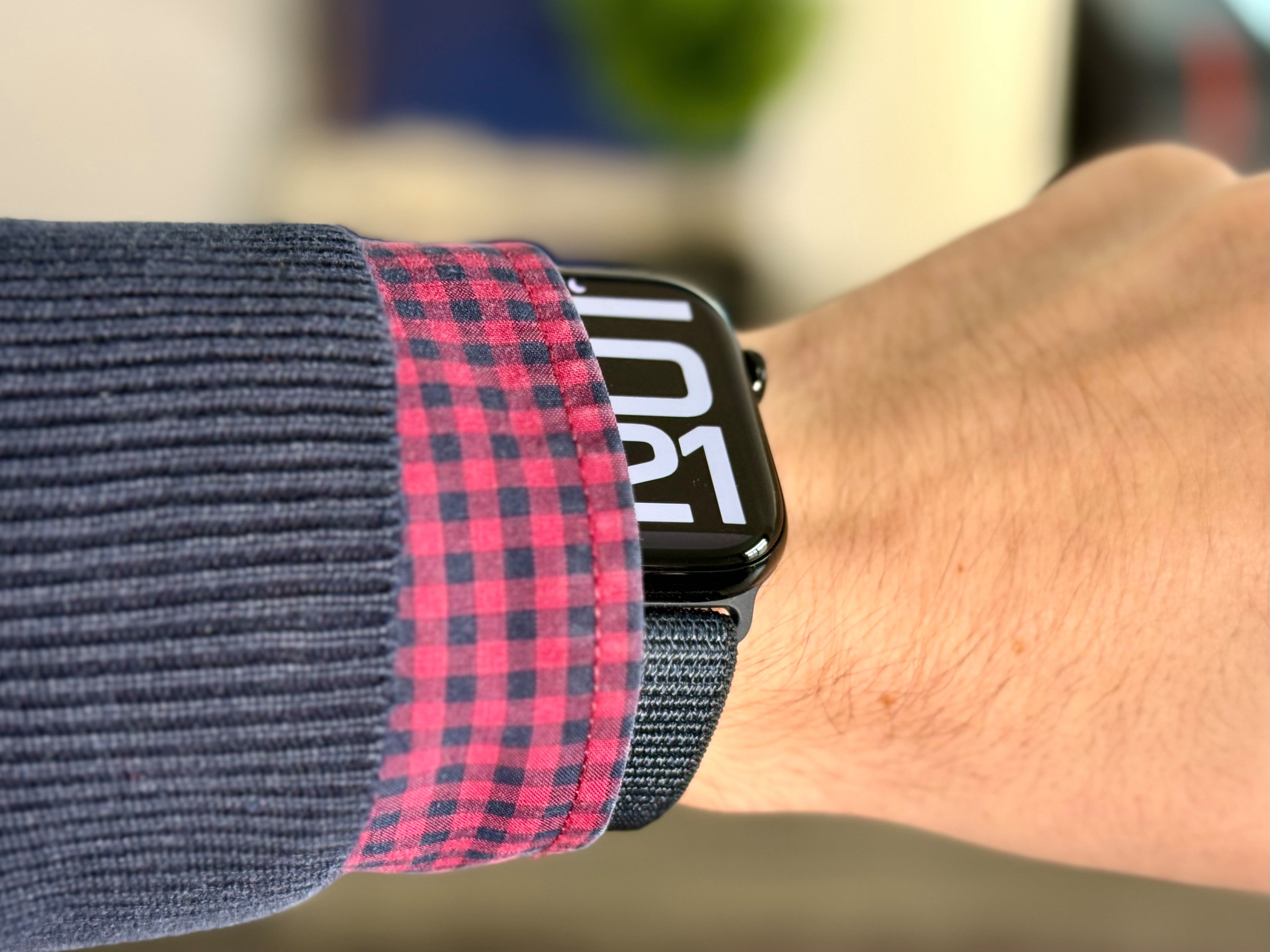 Plus fine d'un millimètre, l'Apple Watch Series 10 se fait rapidement oublier © Mathieu Grumiaux pour Clubic