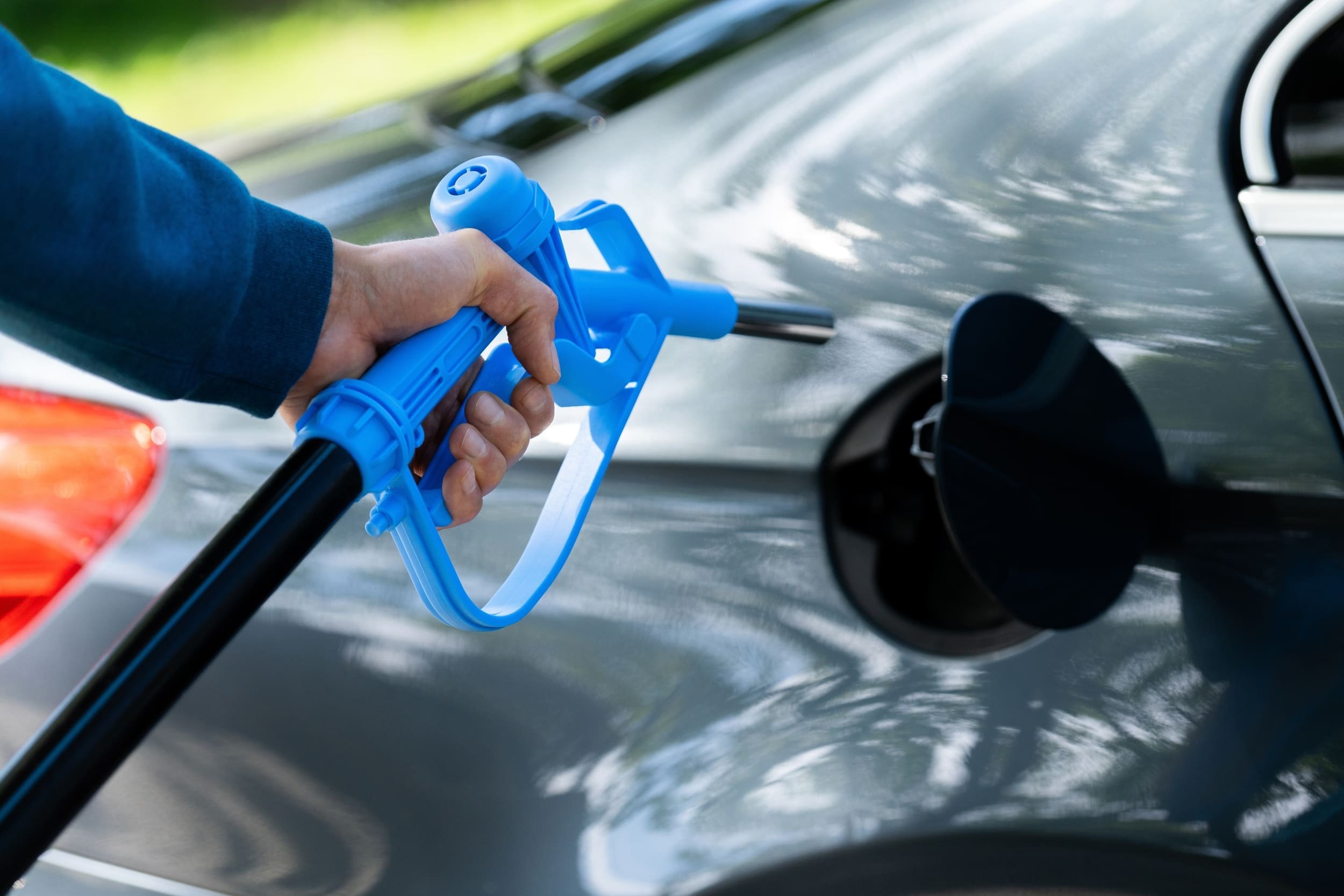 Le prix du plein, la bonne surprise. © Scharfsinn / Shutterstock