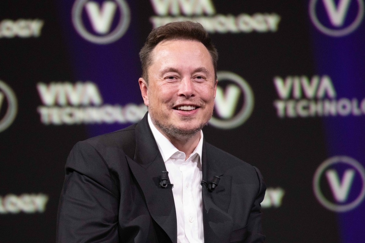  Elon Musk au salon Viva Technology 2023, le 16 juin 2023. © Frederic Legrand - COMEO / Shutterstock