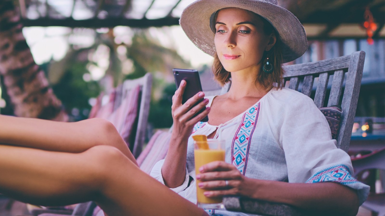 Top 3 des VPN à installer avant de partir : séries et sécurité en voyage © ShutterStock