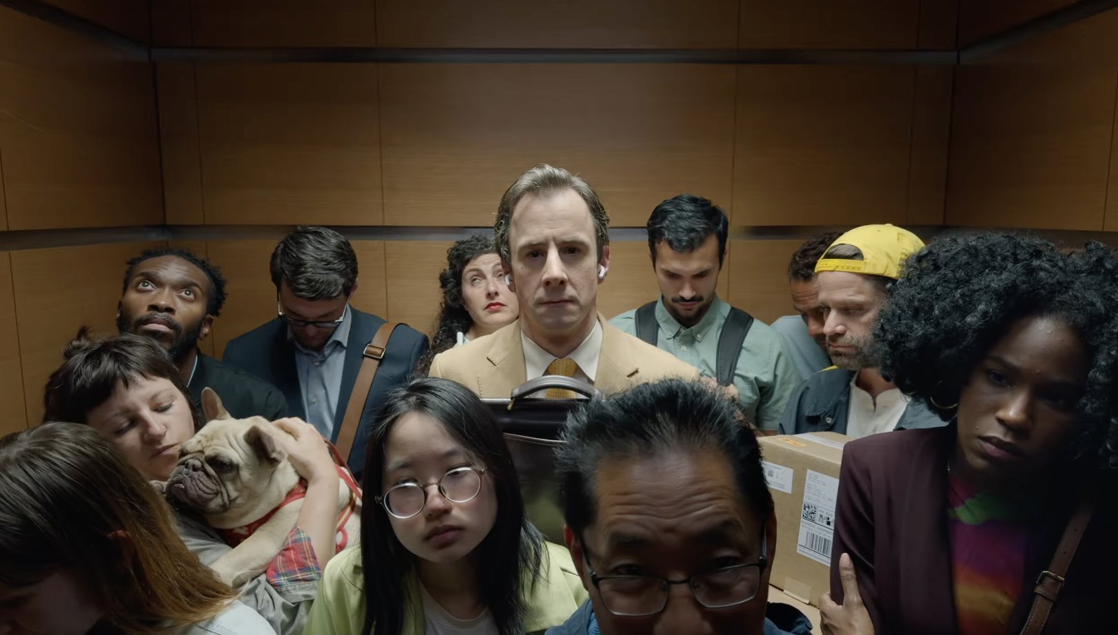 Vous ne pouvez pas répondre dans l'ascenseur ? Faites un mouvement latéral de la tête pour refuser l'appel. © Apple