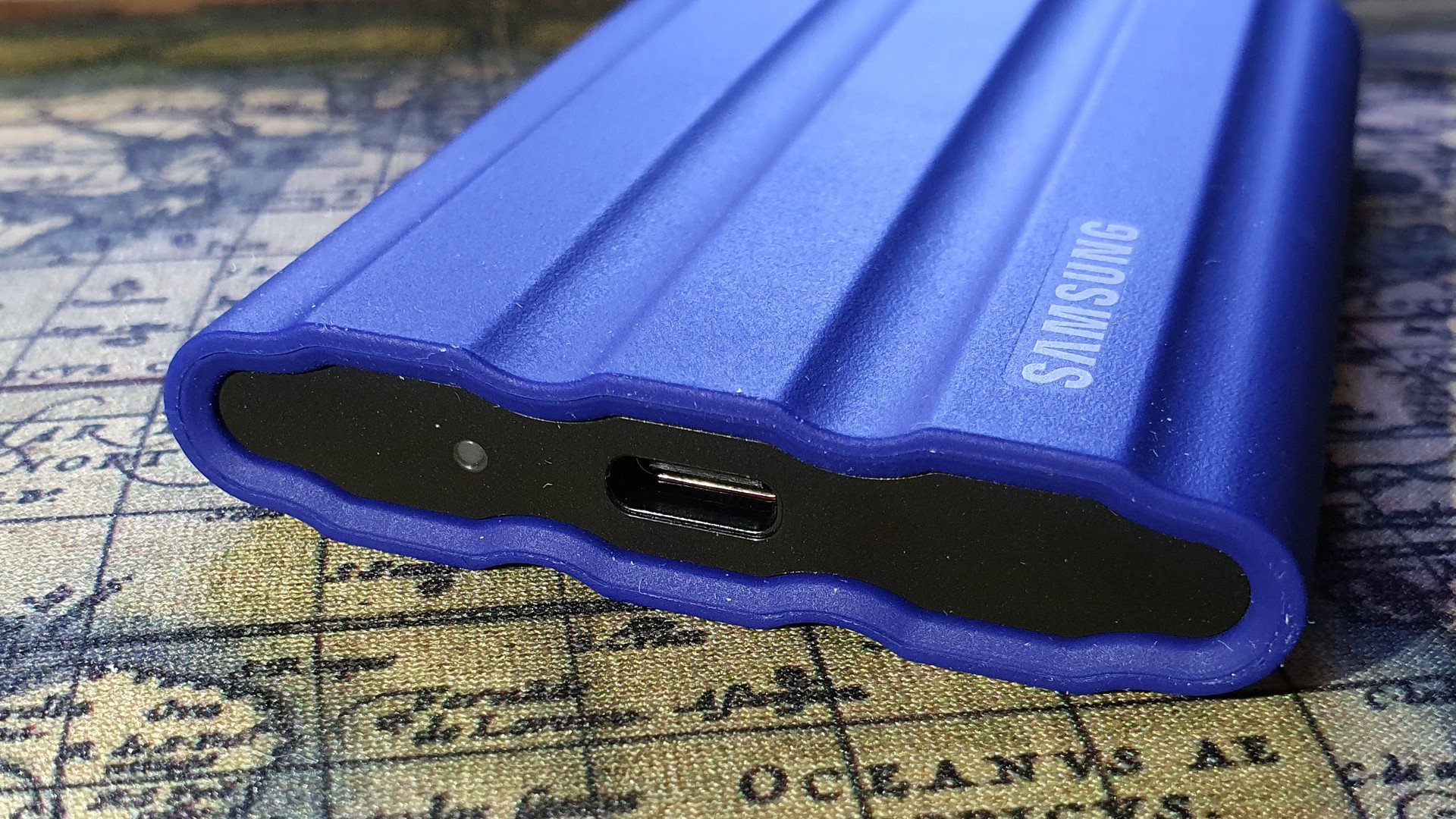 Photo du Samsung T7 Shield prise lors de notre test © Clubic