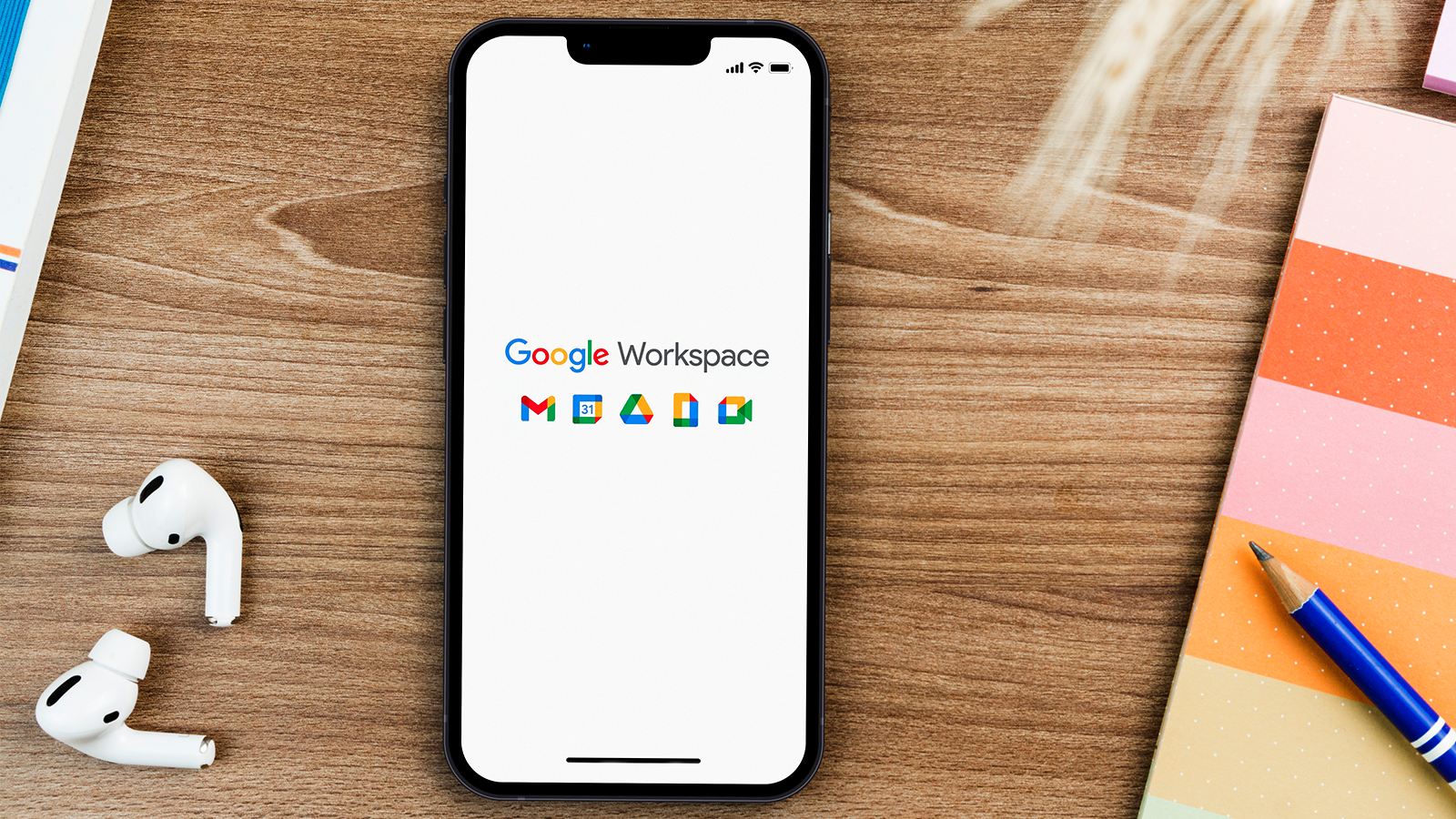 Avec 2 To inclus,Google Workspace Business Standard met fin aux suppressions de fichiers en urgence et au tri permanent. ©Shutterstock