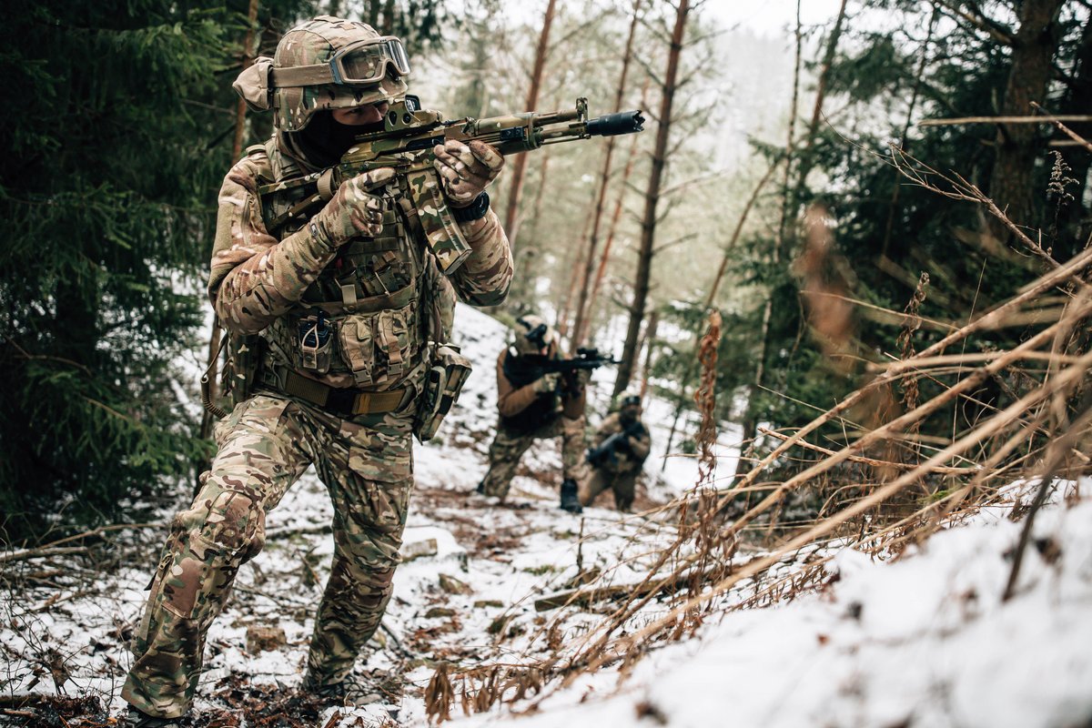  La guerre menée par la Russie ne se mène pas uniquement sur le terrain. © DZMITRY SCHAKACHYKHIN / Shutterstock