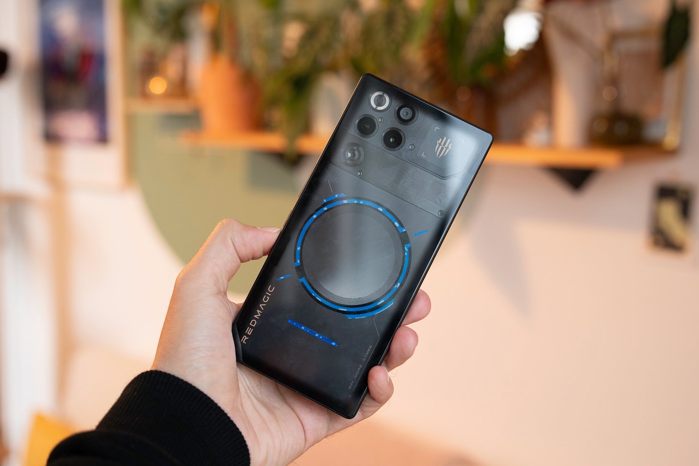 Le REDMAGIC 11 Pro embarque un système de refroidissement liquide inédit. ©Pierre Crochart pour Clubic.com