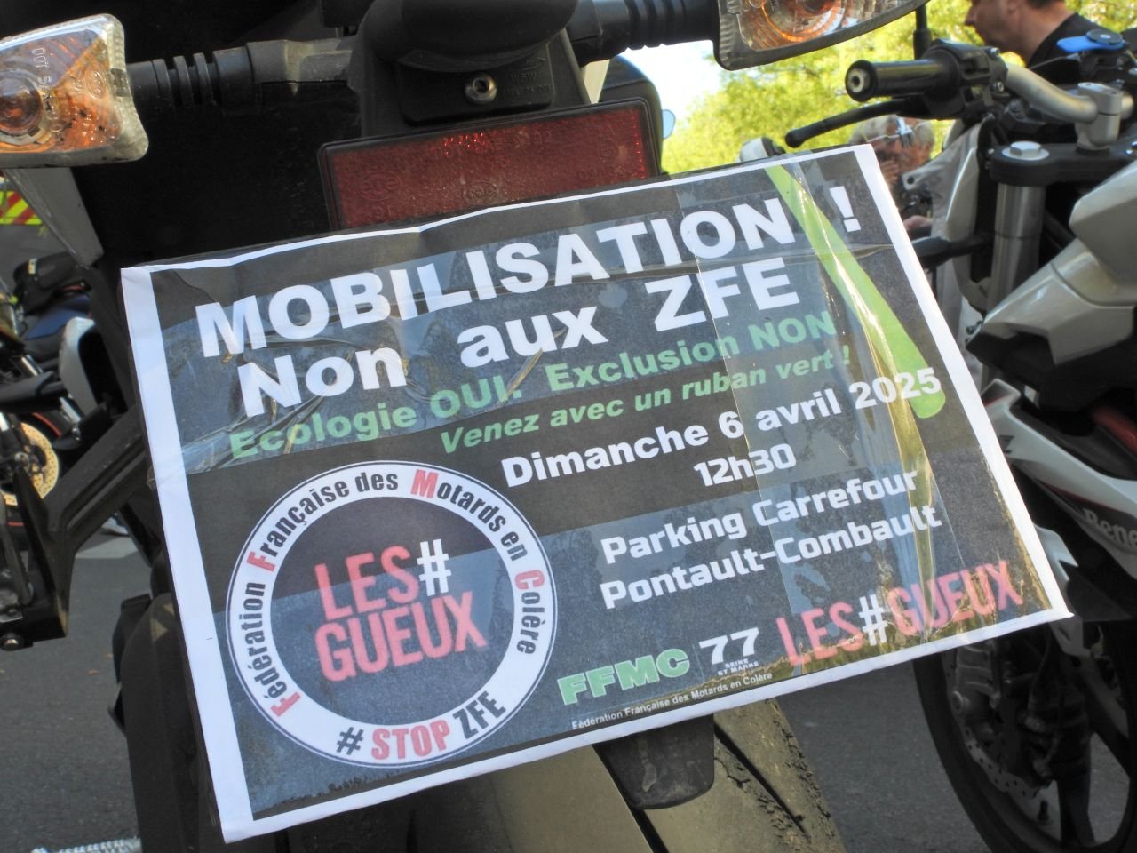 La mise en place des ZFE avait déclenché la création d'un mouvement #LESGUEUX, initié par l'écrivain Alexandre Jardin - ©Alphacit Newim Reporter / Shutterstock
