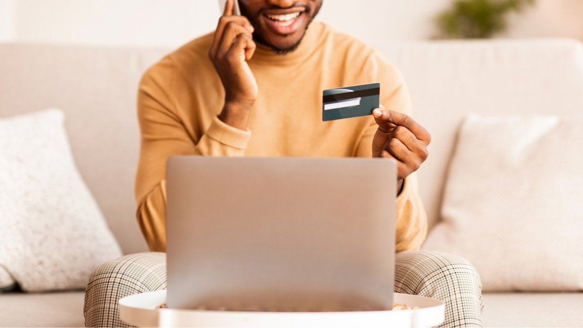 Votre banque ne vous demandera jamais vos coordonnées bancaires par téléphone - © Prostock-studio / Shutterstock