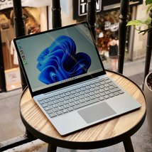 Microsoft Surface Laptop Go 2 (2022)