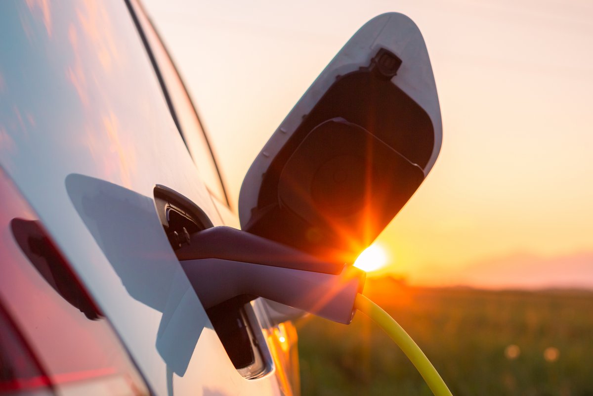 Le coût d'une recharge complète d'un VE a grimpé en flèche depuis 2021-2022. © 24K-Production / Shutterstock