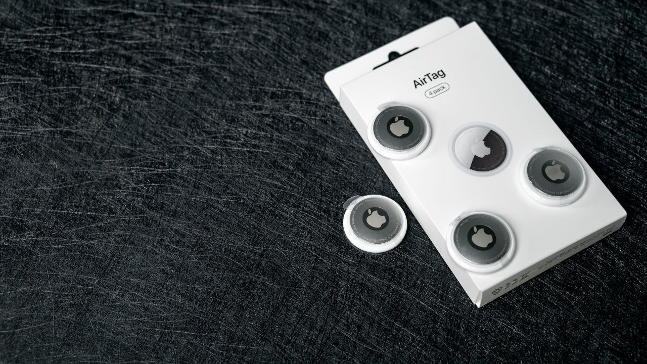 La nouvelle gamme "Find My Sketchers intègre l'AirTag à la chaussure - ©BadPixma / Shutterstock©BadPixma / Shutterstock