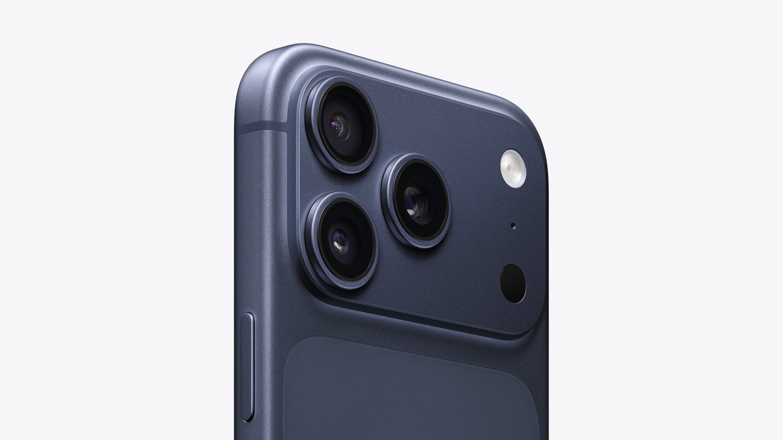 Le noir ferait son retour, mais l’argenté pourrait bien disparaître des iPhone 18 Pro. © Clubic