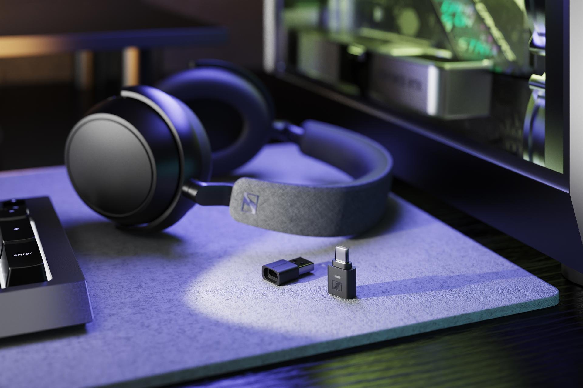 Le petit dongle promet d'optimiser le rendu audio en Bluetooth © Sennheiser