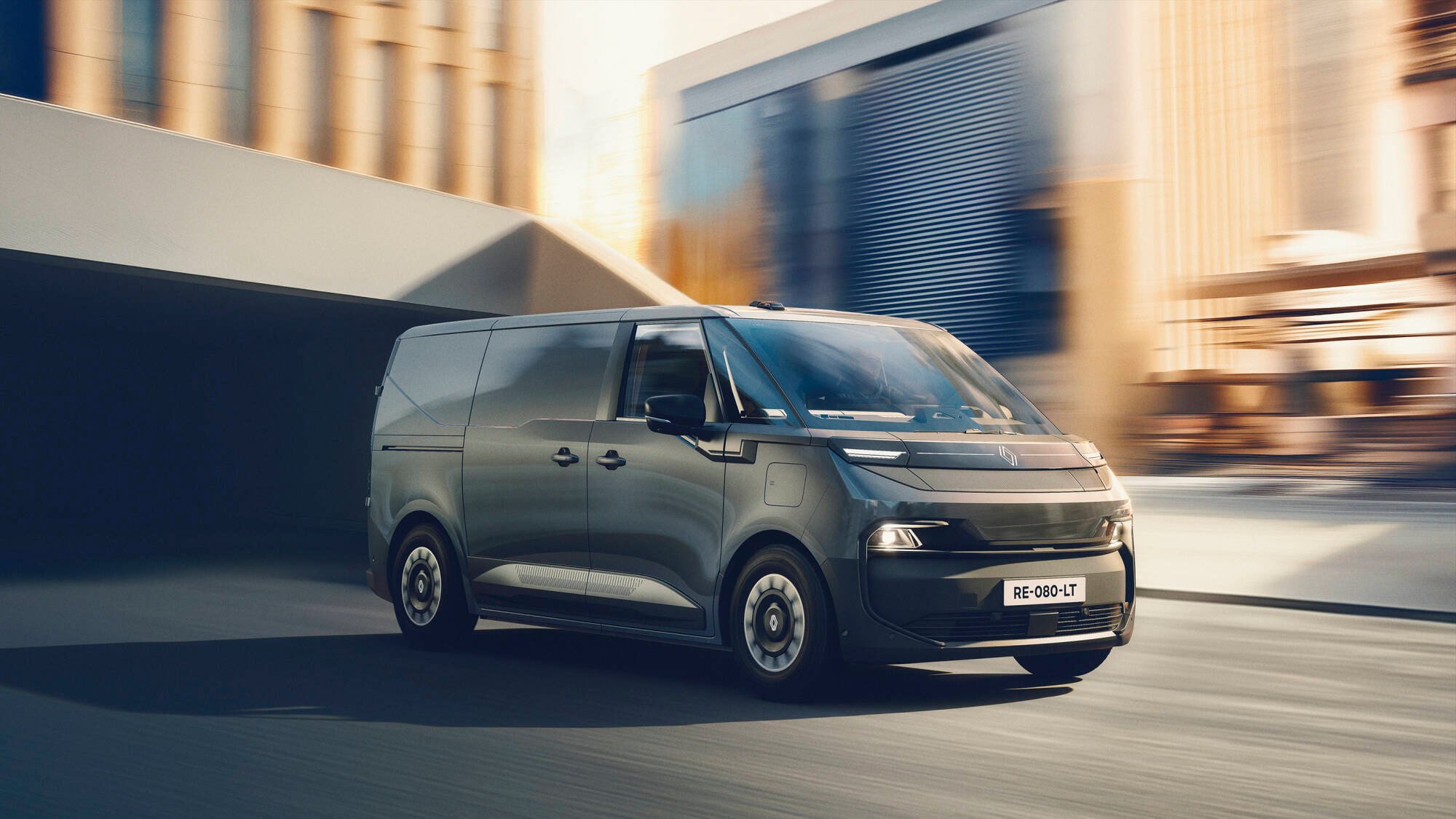 Deux versions seront disponibles, avec 5,1 et 5,8m3 de volume de chargement. ©Renault