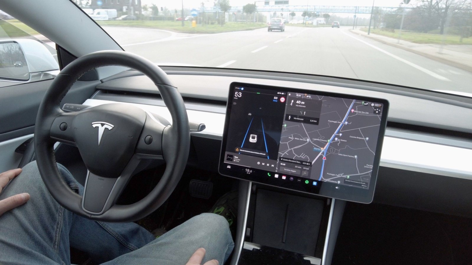 Tesla entend bien déployer le système plus largement en Europe d'ici à l'été 2026, mais n'a pas le calendrier dans les mains - ©DELBO ANDREA / Shutterstock