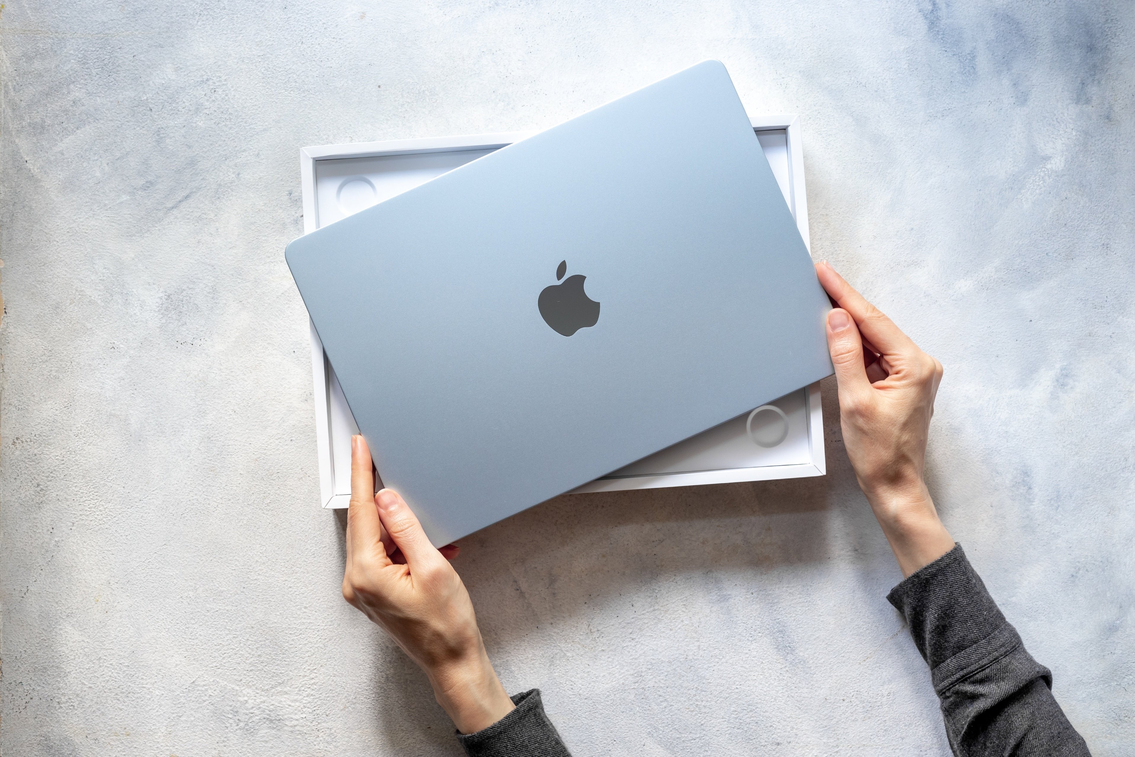 Bientôt le retour du cool sur la gamme MacBook ? ©9dream studio / Shutterstock.com