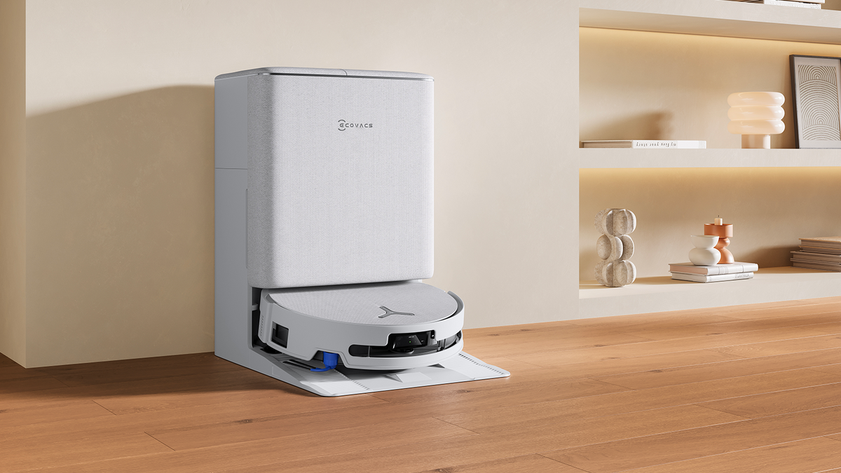 Sa puissance de 30 000 Pa garantit l’aspiration totale des gros débris sur les sols durs et les tapis. ©Ecovacs