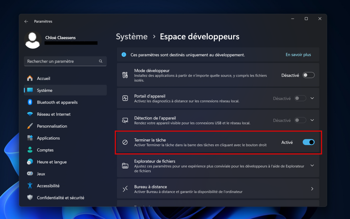 Activez le bloc "Terminer la tâche" dans l'espace développeurs de Windows 11. © Clubic