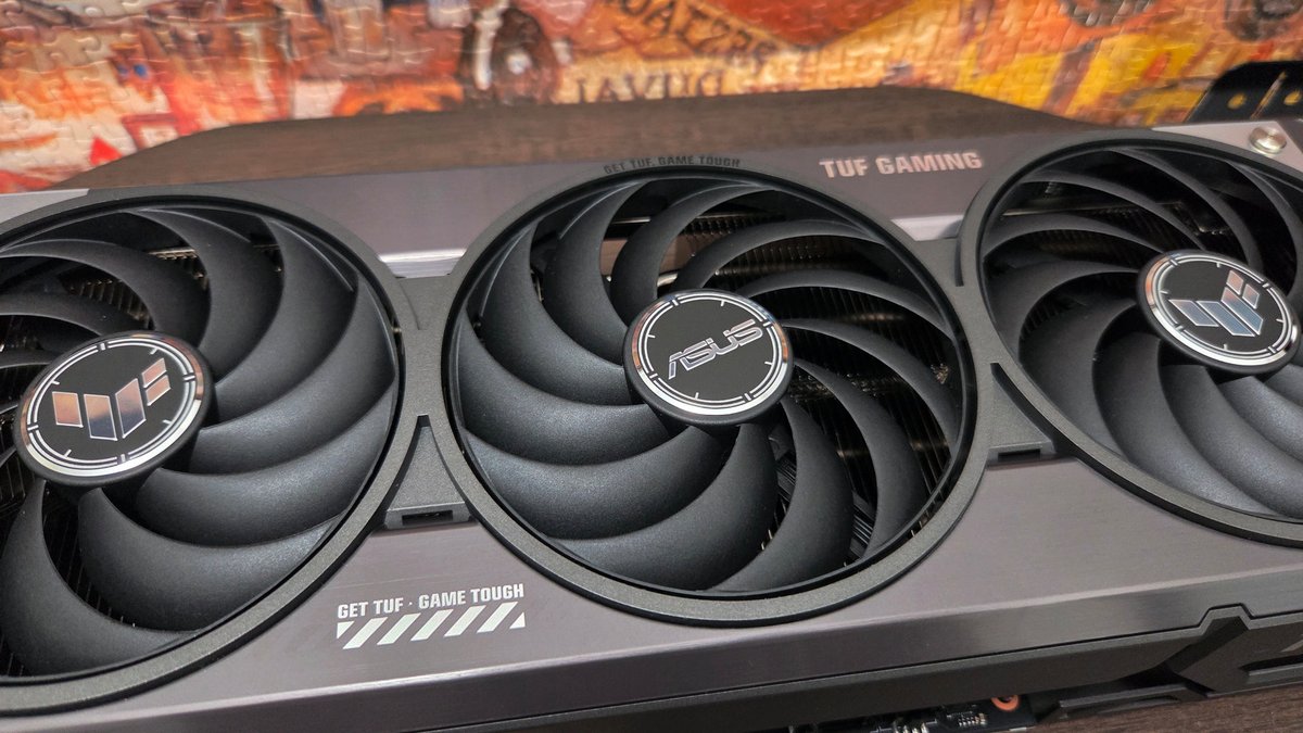 ASUS TUF Gaming GeForce 5070 OC
