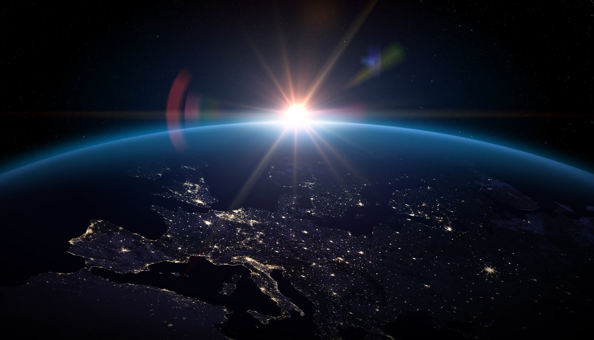 En 2025, nous avons lancé quasiment autant de satellites et d'engins spatiaux que durant 50 ans de Guerre froide : c'est l'embouteillage ! © buradaki/ Shutterstock