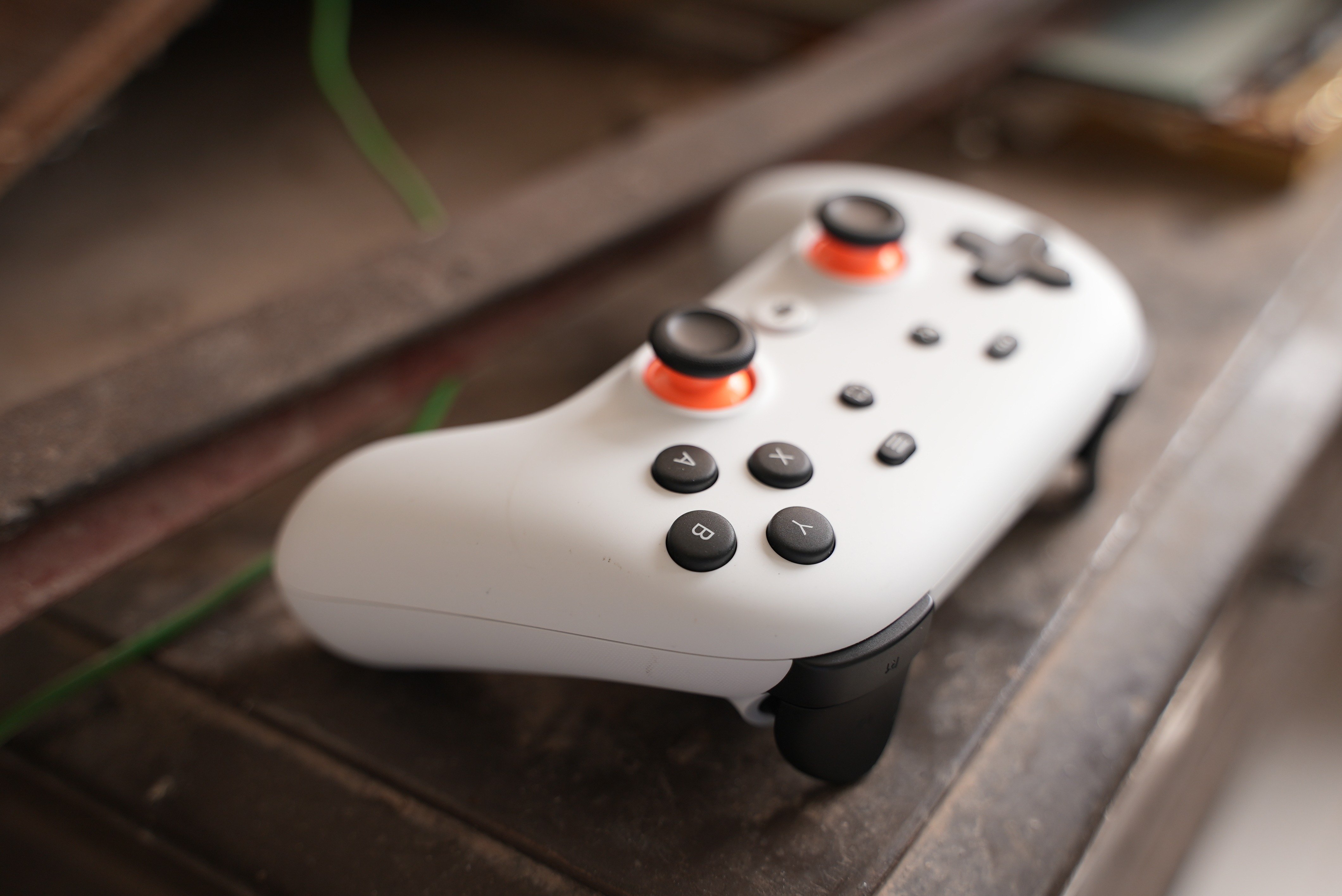 La manette Google Stadia. ©Yasin Hasan / Shutterstock