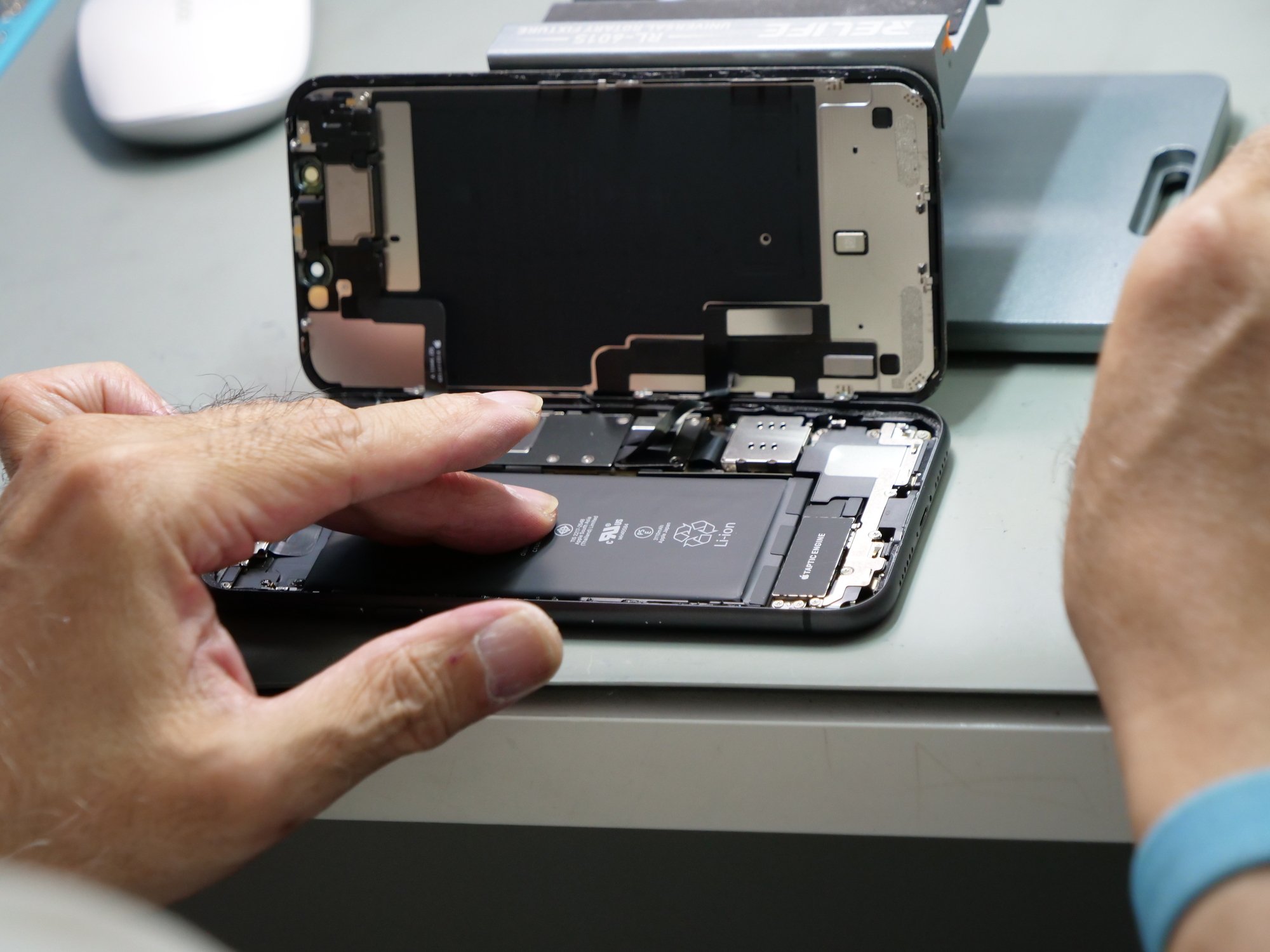 Un iPhone reconditionné chez Reborn © Alexandre Boero / Clubic