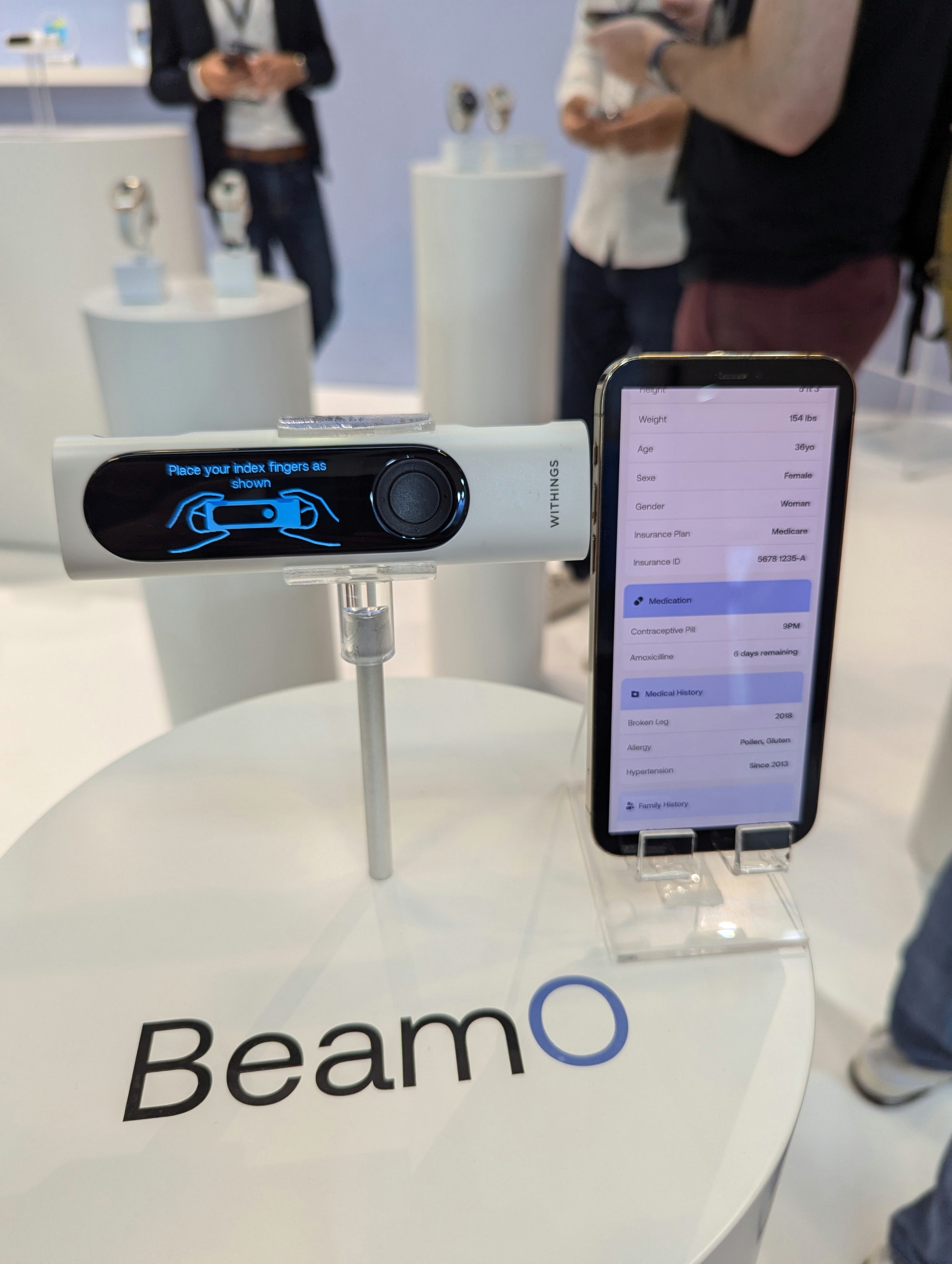 Le nouveau thermomètre du futur, selon Withings, est enfin disponible en France. ©Nicolas Guyot pour Clubic