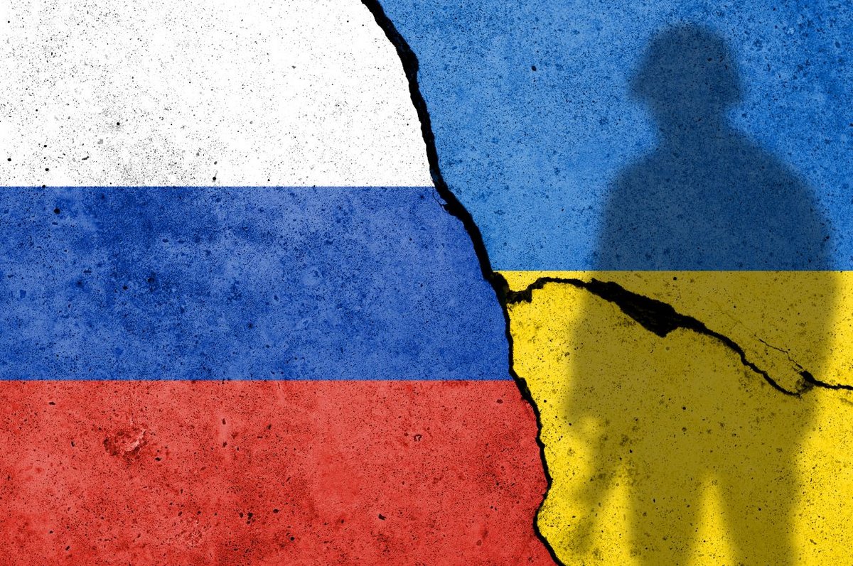 Entre l'Ukraine et la Russie, c'est aussi la cyber-guerre - © Tomas Ragina / Shutterstock