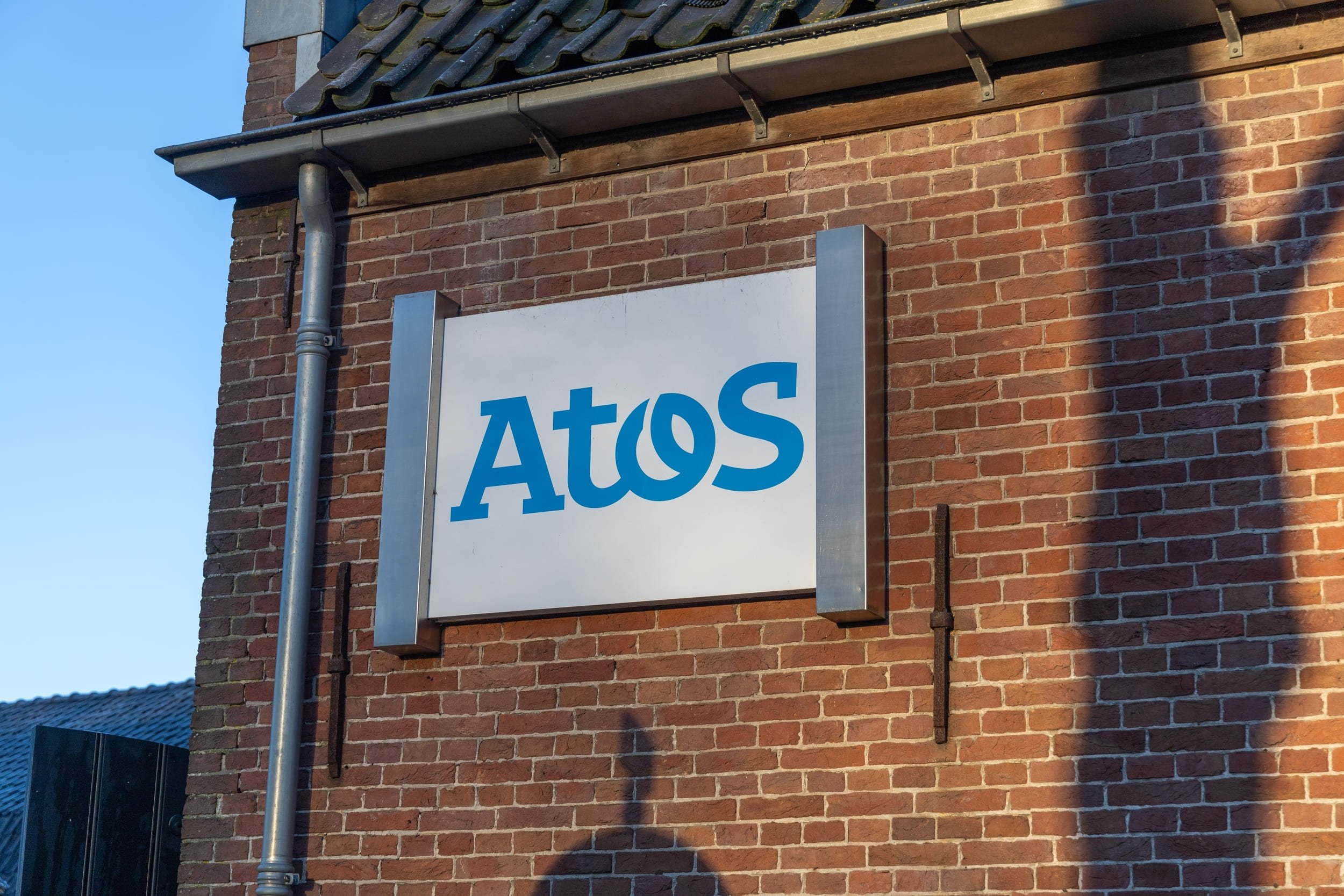 Atos va céder une partie de son activité à l'État français © PixelBiss / Shutterstock.com