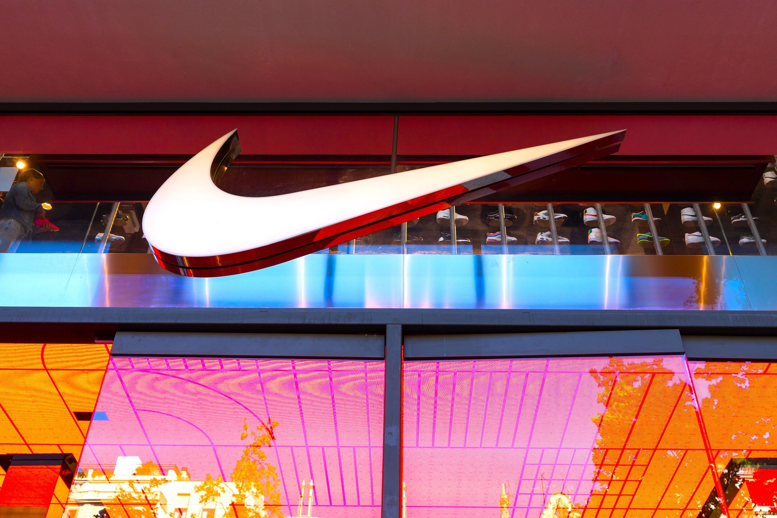 Enseigne Nike © PHLD Luca / Shutterstock.com