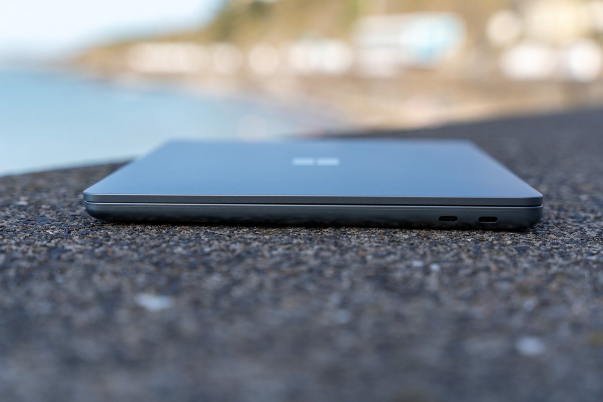 Microsoft Surface Laptop 13